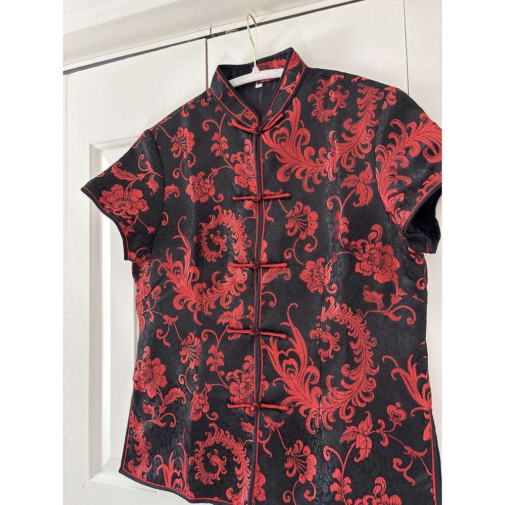 Red and Black Floral Button Down Shirt XL - Picture 3 of 9